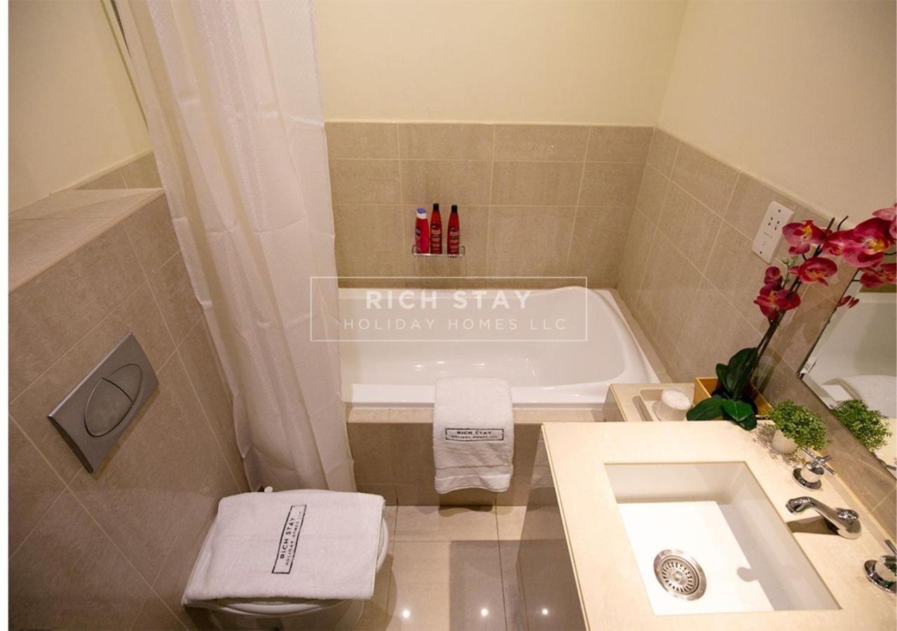 Incredible 2Br Apartment, Downtown With Burj & Dubai Mall View By Rich Stay Dış mekan fotoğraf